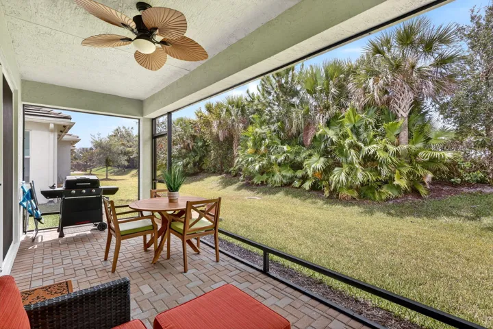 SCREENED IN PATIO