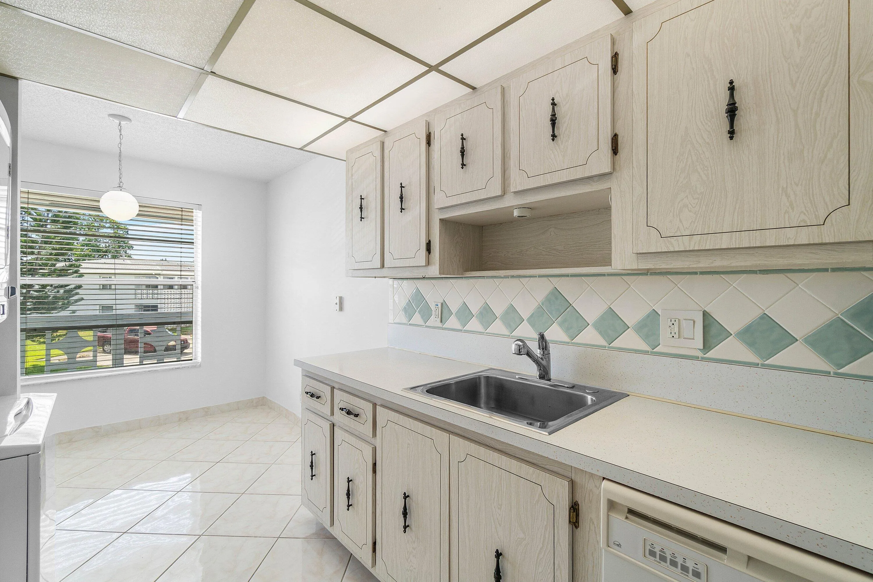 010-2835Southwest13thStreet-202-DelrayBe