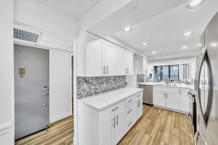 4 Kitchen (3)