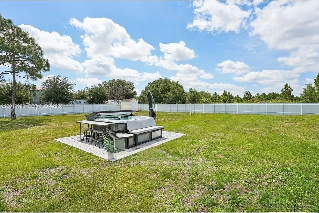Property photo 111