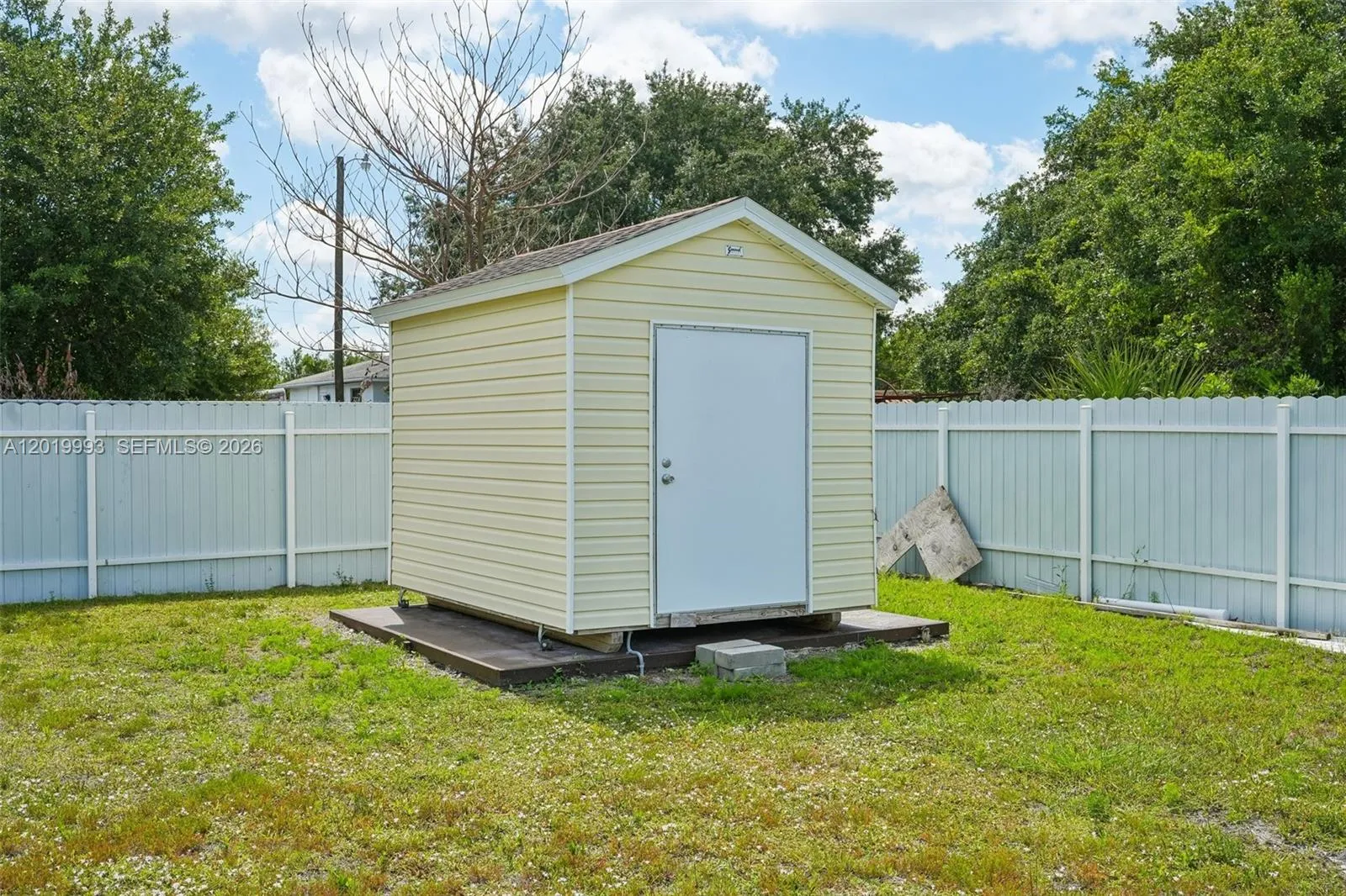 Property photo 126