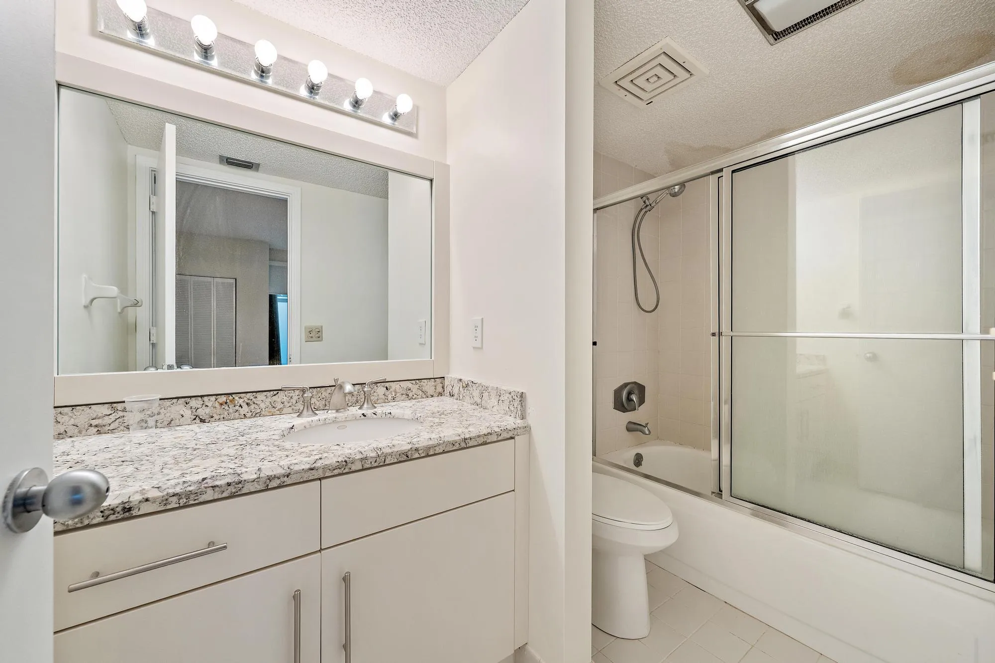 Full Bath