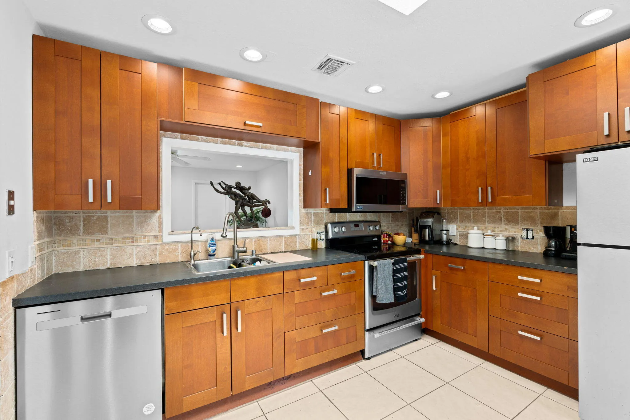 9-web-or-mls-A7406527