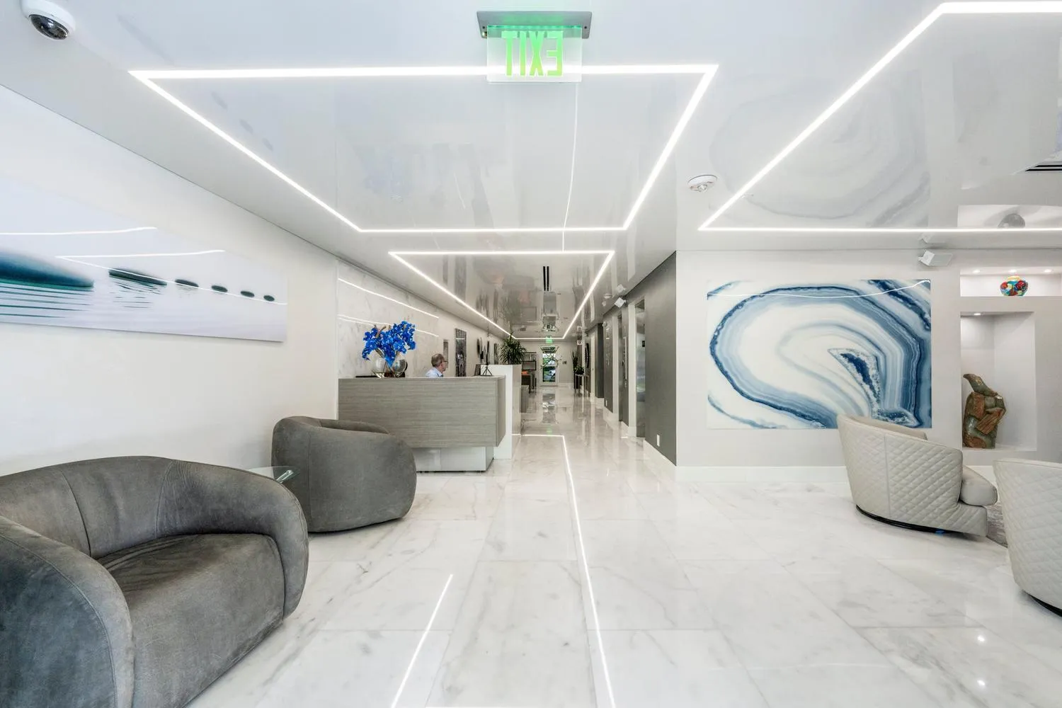 032-003-Lobby-1500x1000