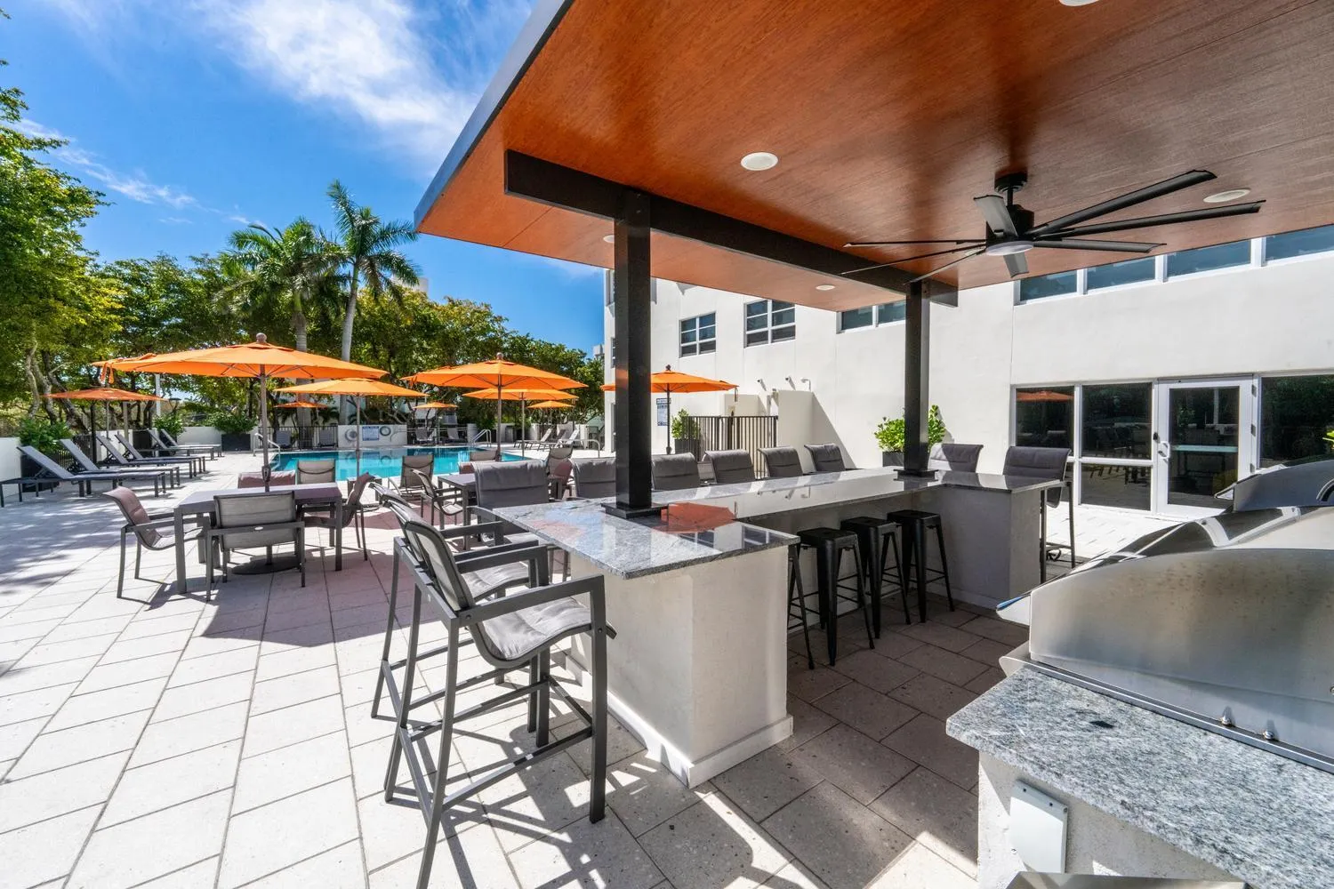 037-011-Wet Bar-1500x1000