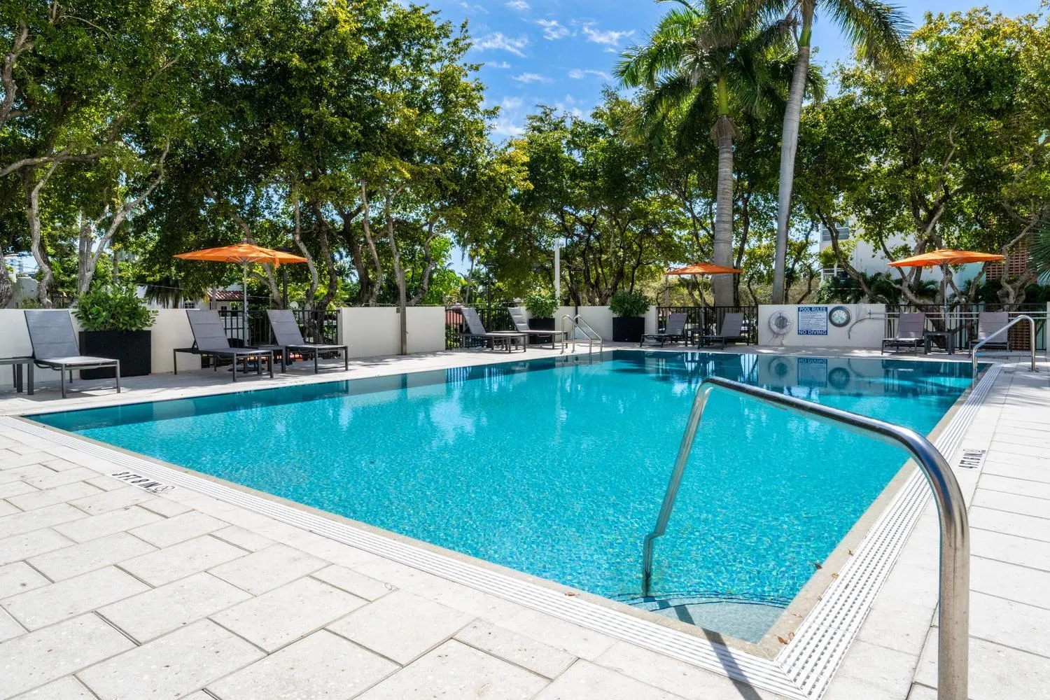 039-014-Pool-1500x1000