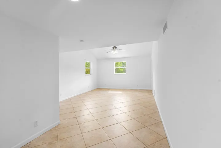 Mother in law suite. Has own bath and private exterior entrance. Can also be downstairs master suite