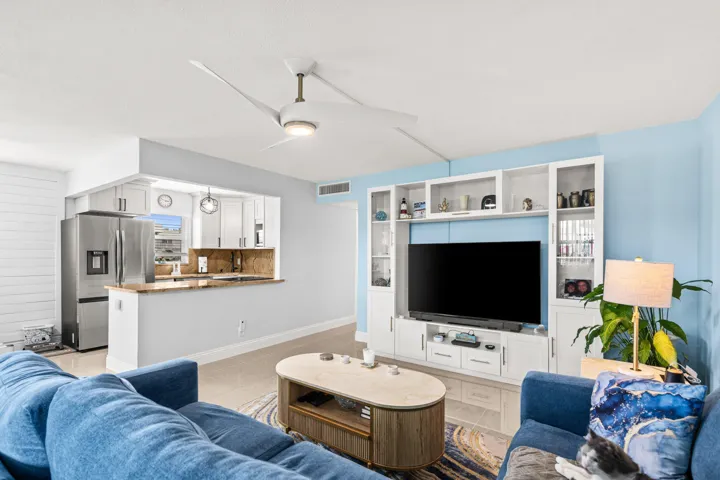 Living Room 4