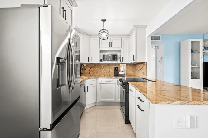 Kitchen 2