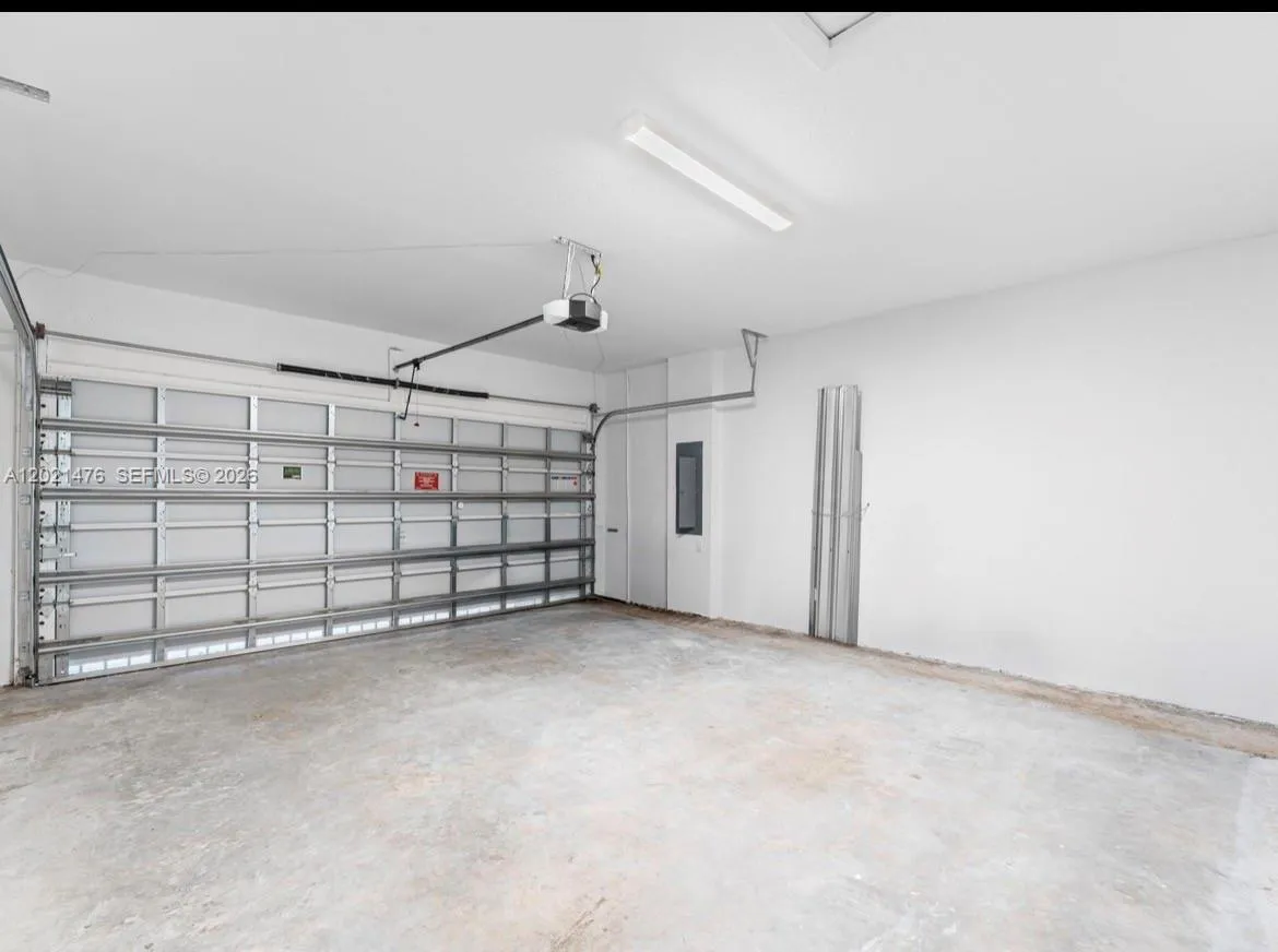 Property photo 95
