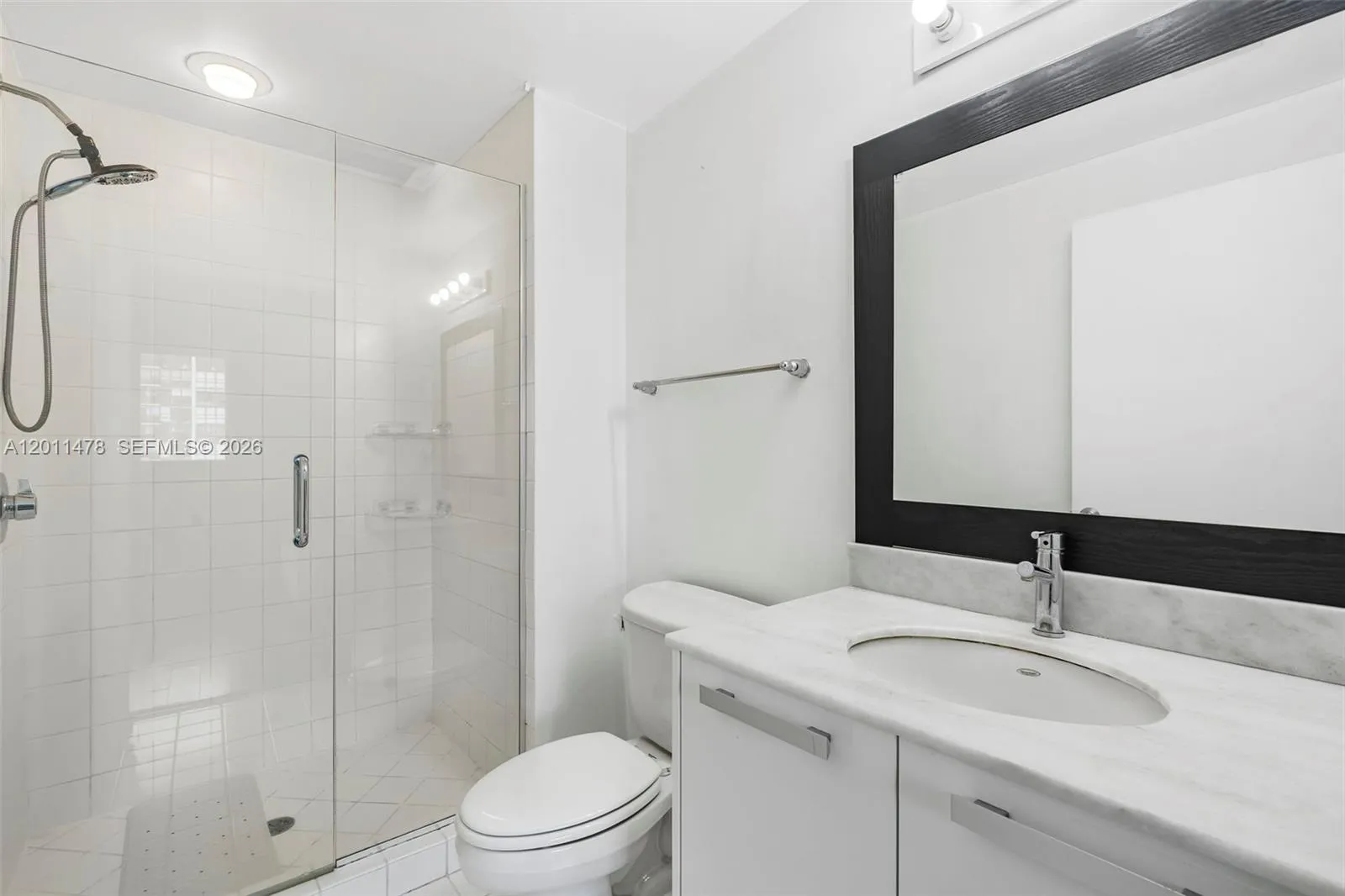 Property photo 111