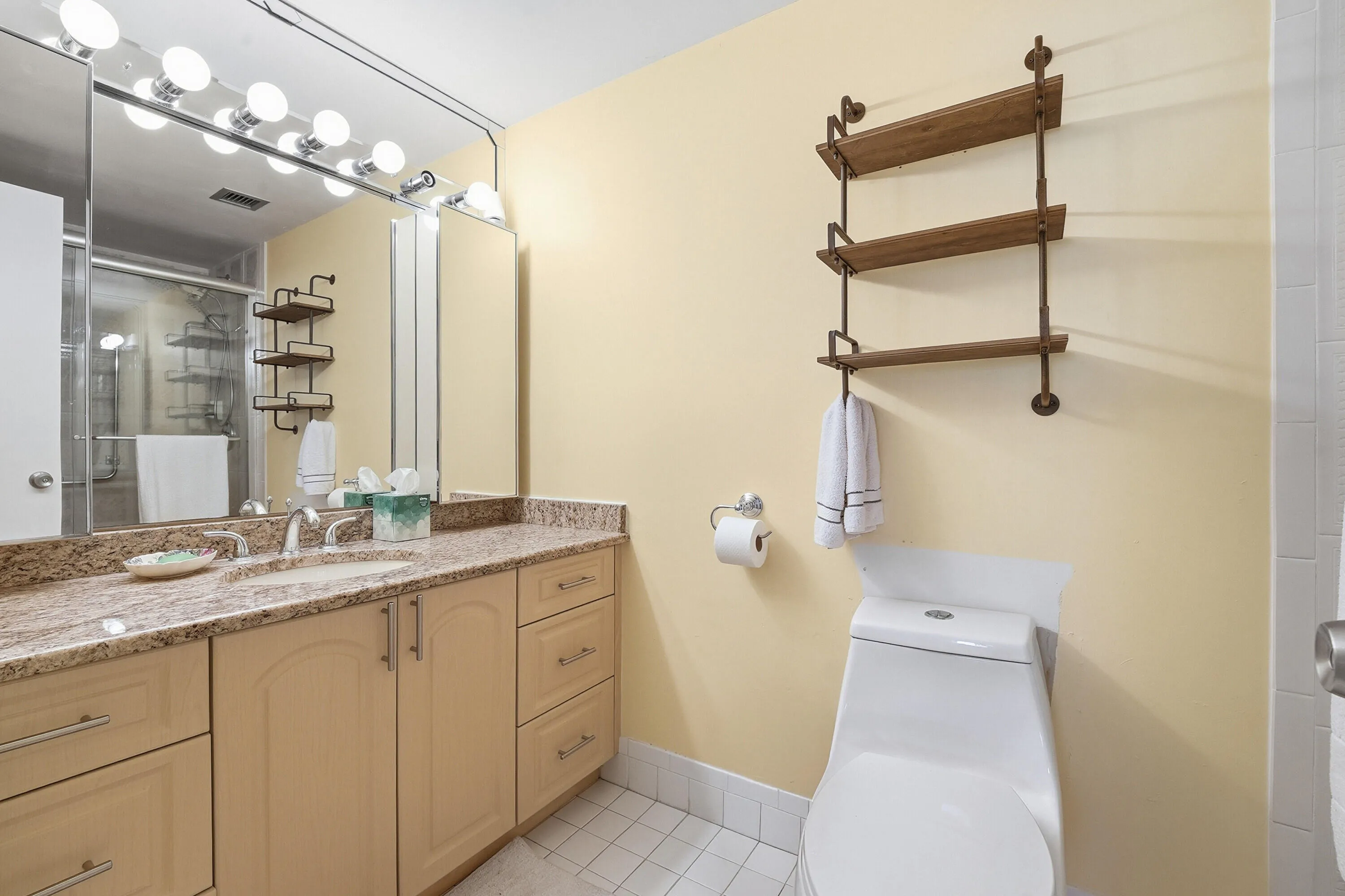 17_bathroom