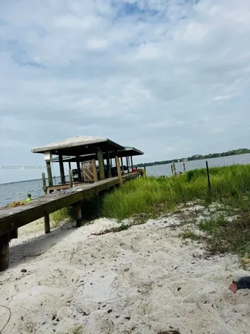 Retirement Dream on the Lake