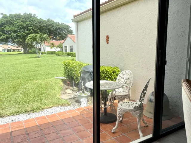 Patio IMG_7326