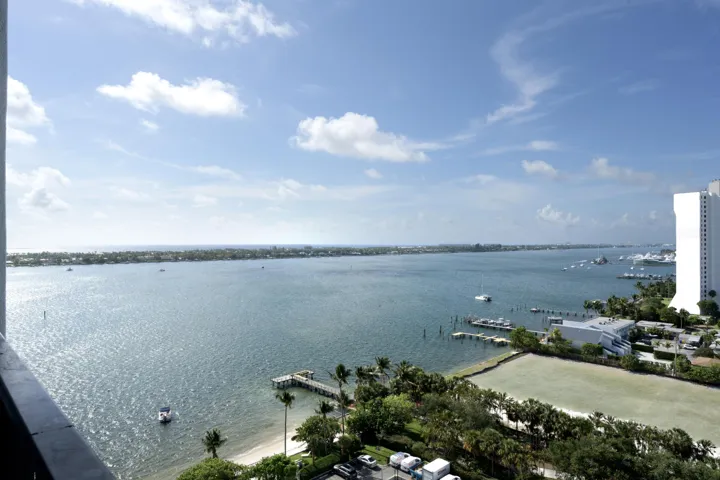 Intracoastal & Palm Beach Island view