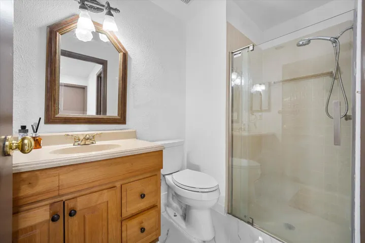 17-2340 Fairmont Ave, Miramar-30