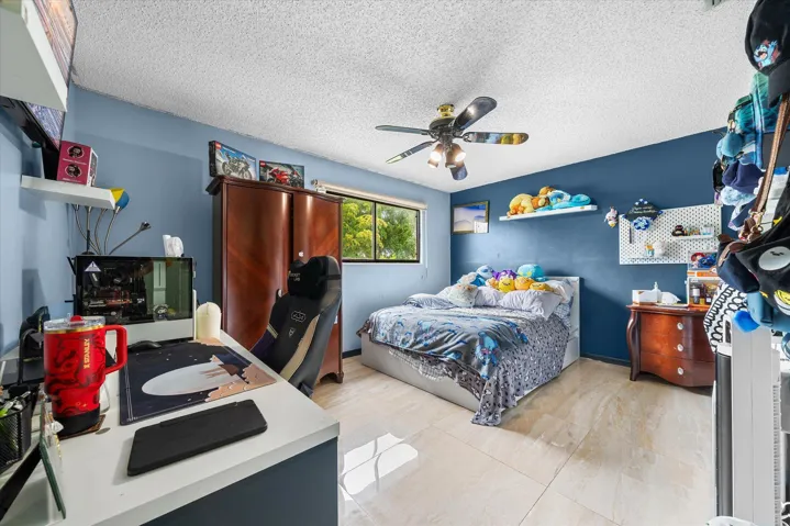 28-2340 Fairmont Ave, Miramar-41