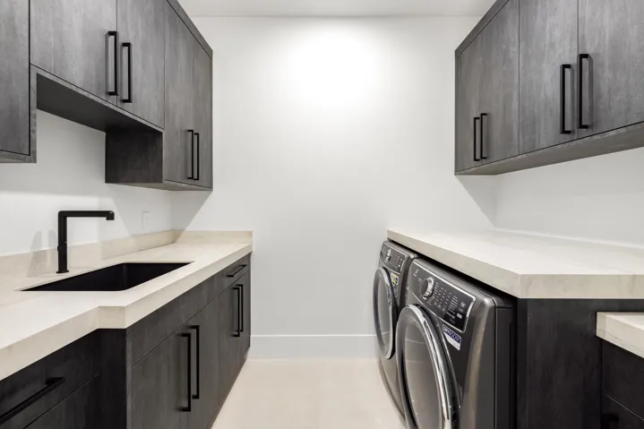 UPSTAIRS LAUNDRY