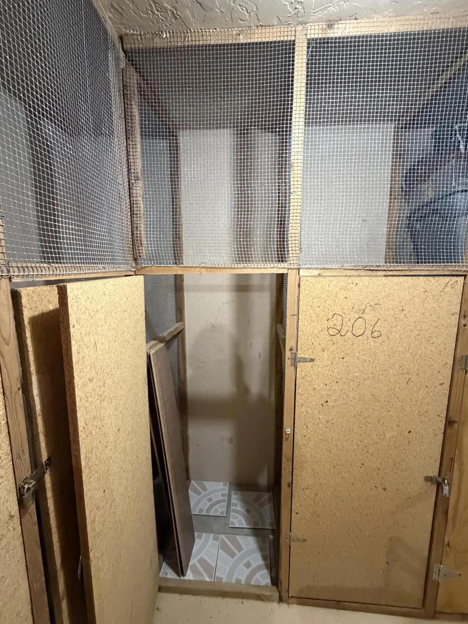 aditional deposit space