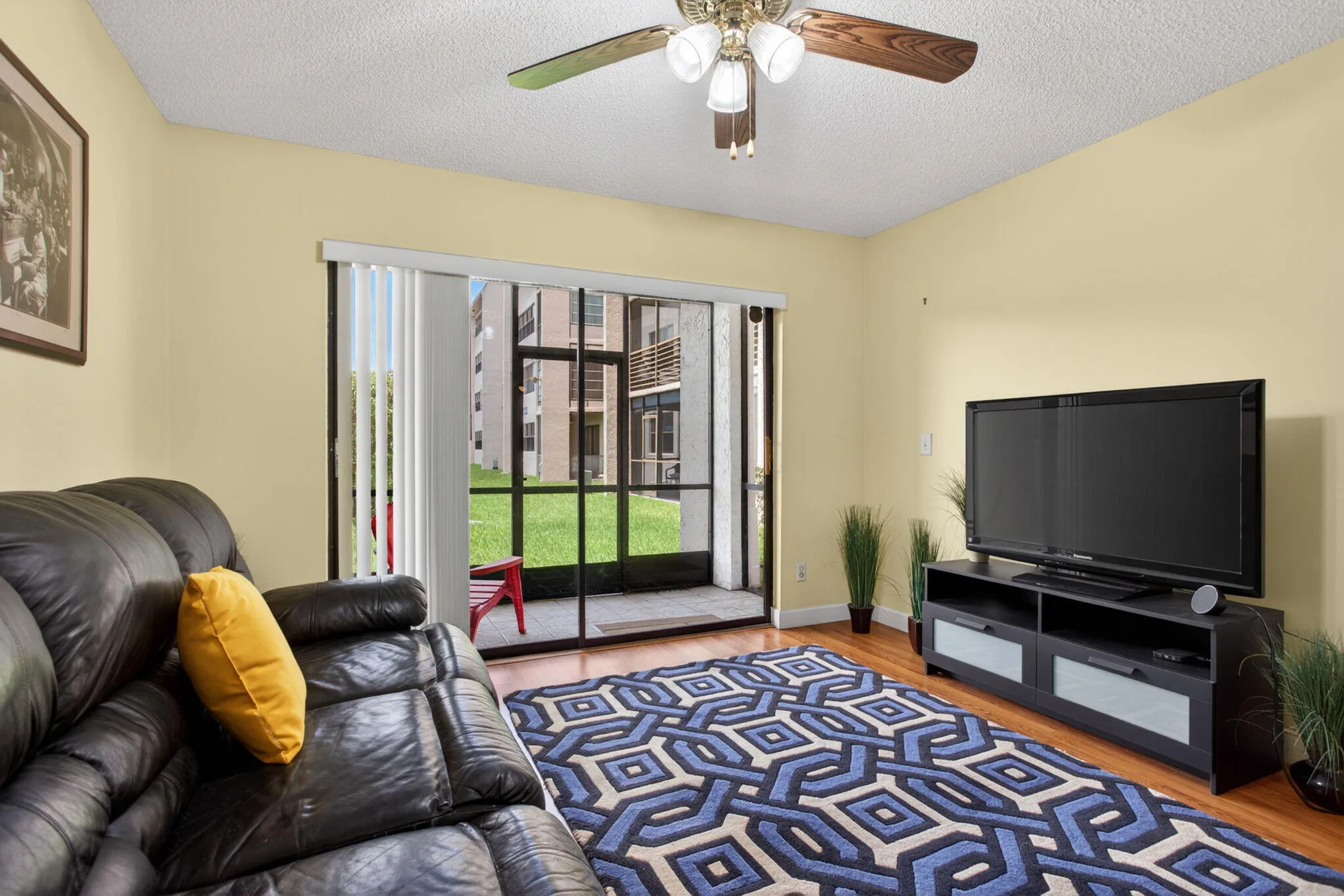 11-web-or-mls-10444-4607