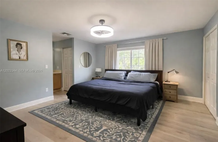 Boynton-Beach-Townhome-Primary-Bedroom.jpg