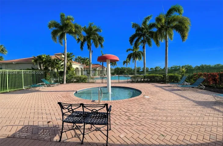 Boynton-Beach-Townhome-Community-Pool.jpg