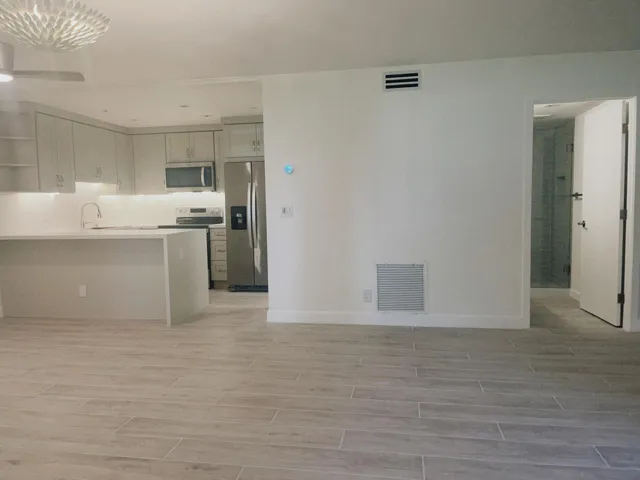 5993 Livingroom 4