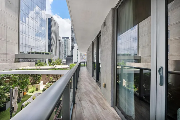 Giant wrap-around balcony