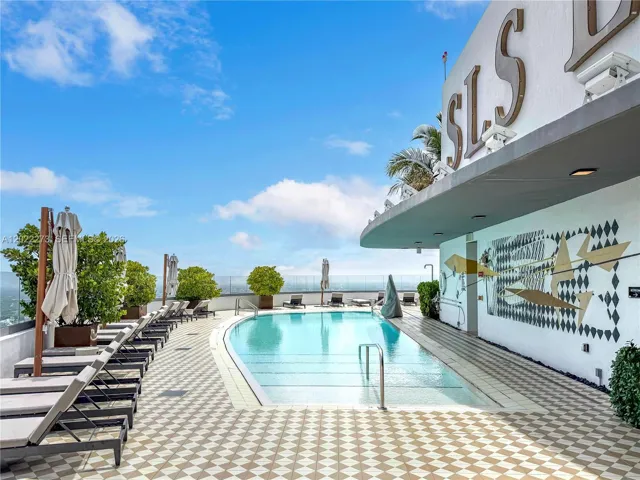 Private Residents-only rooftop pool