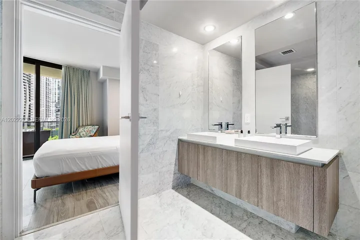 Dual Sinks