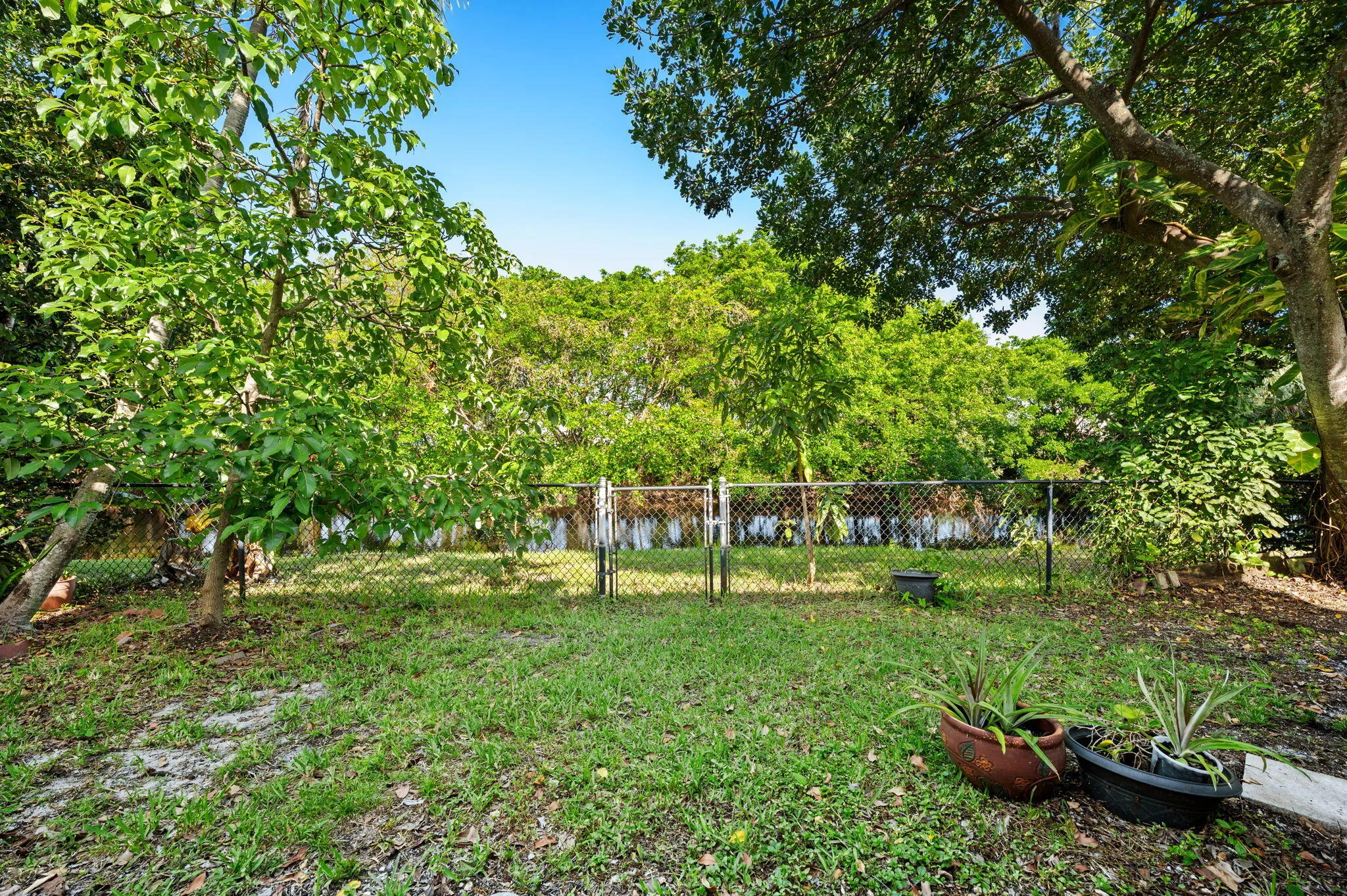 Property photo 36