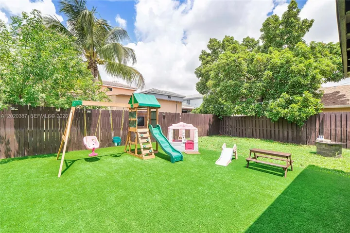 Photo 50