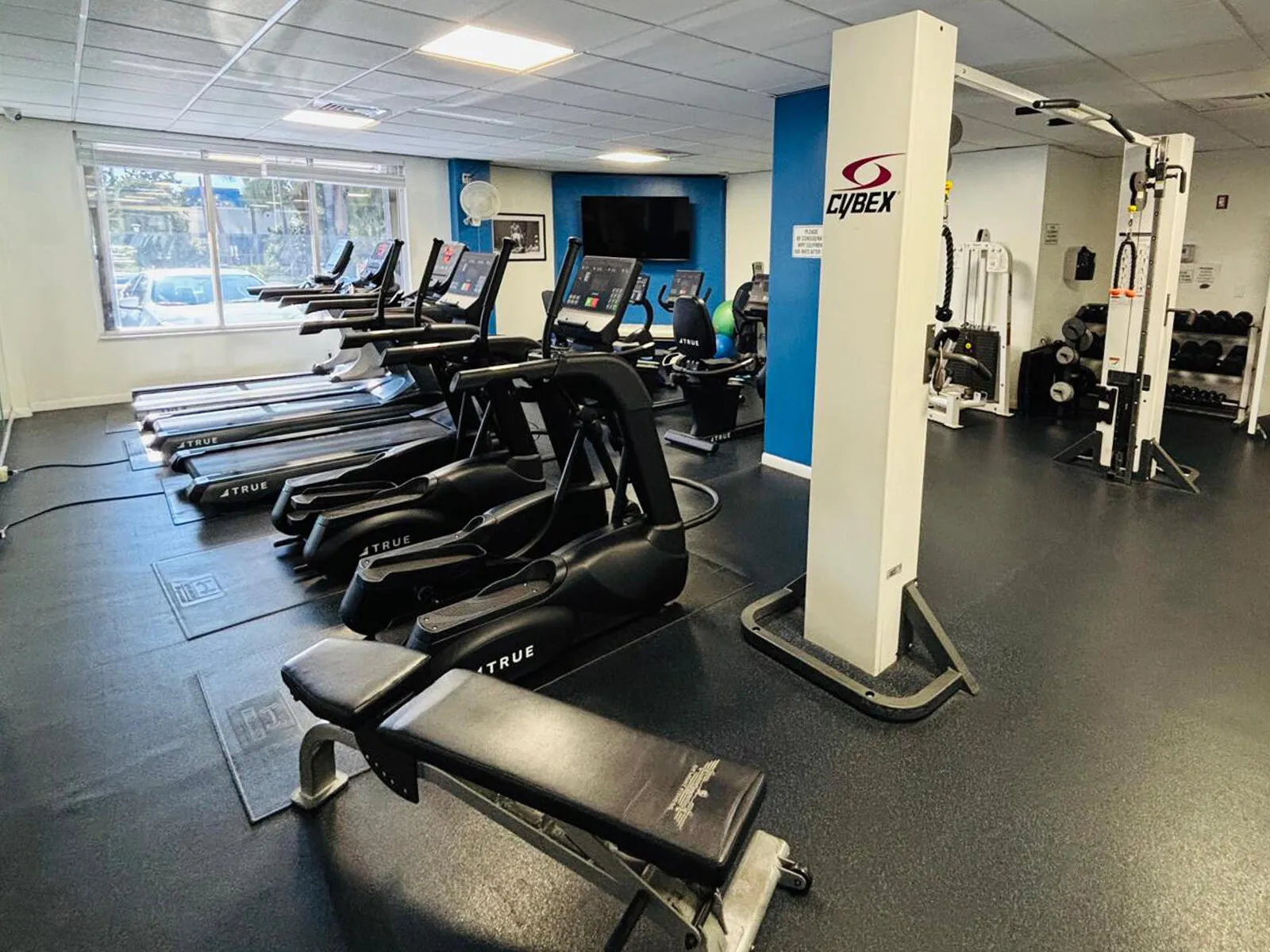 3 state-of-the-art fitness centers