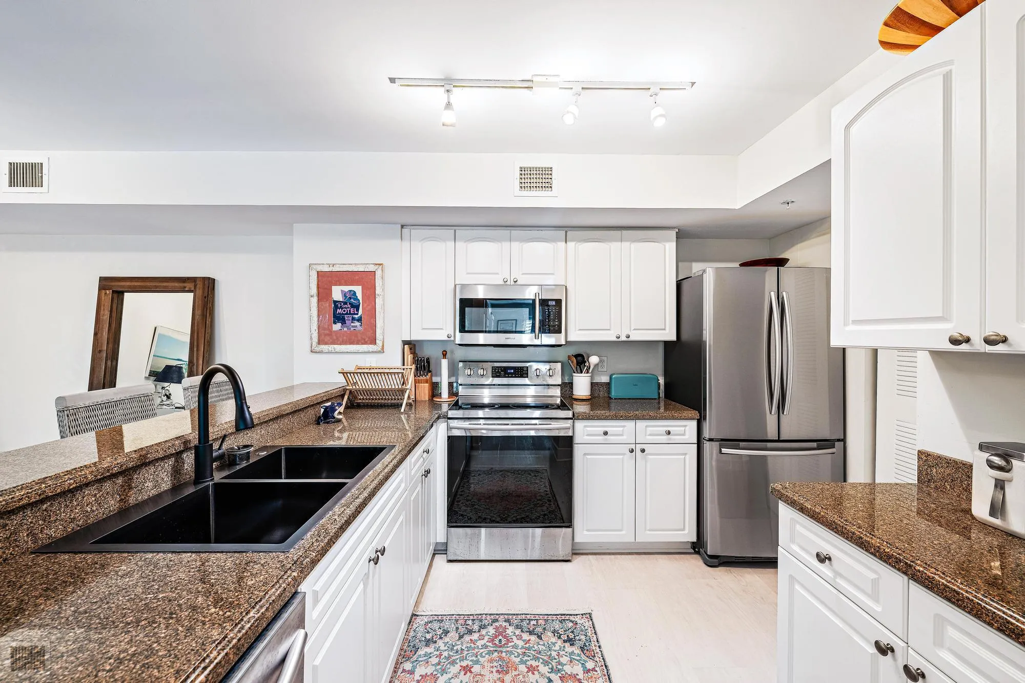 242 Village Blvd #2109-13