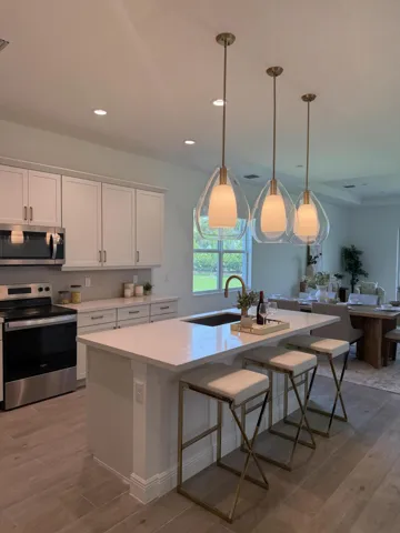 New light fixtures