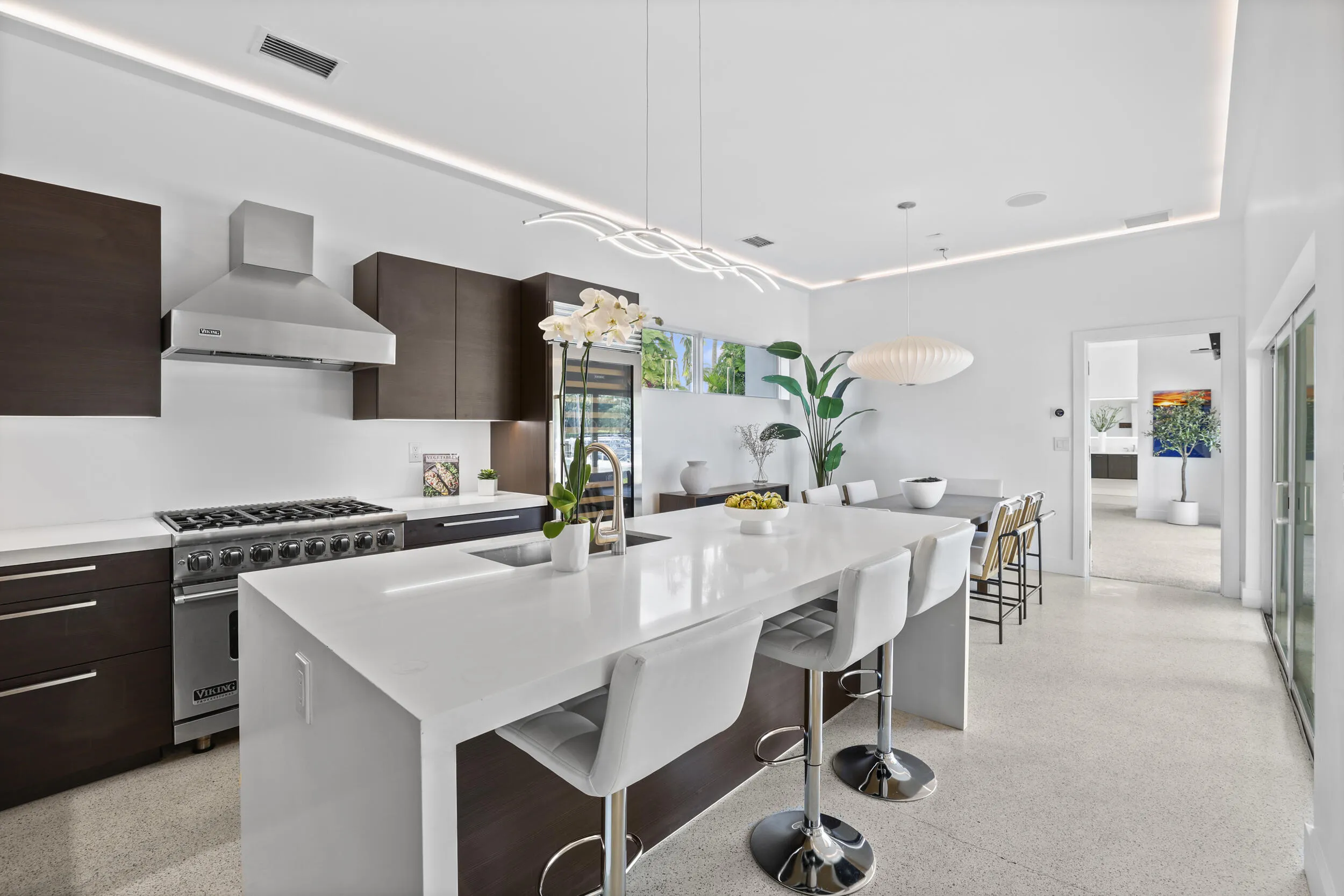 Open Kitchen Perfect For Entertaining