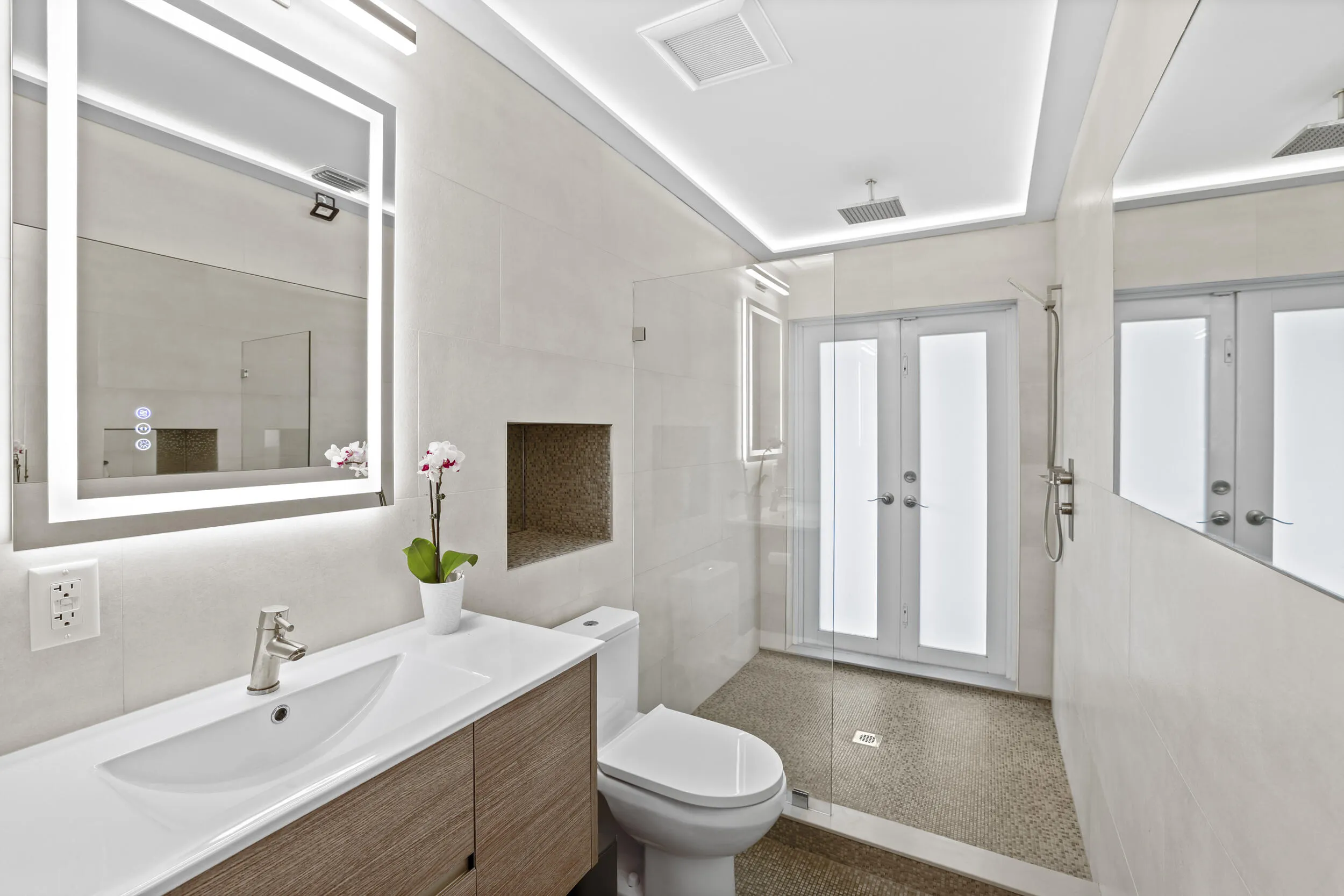 Cabana Bath for the hot tub or the original EnSuite.