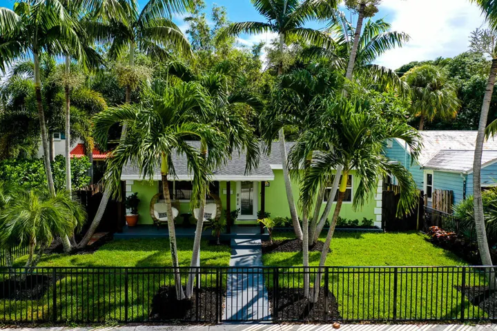 418 N Palmway DRONE (1 of 4)