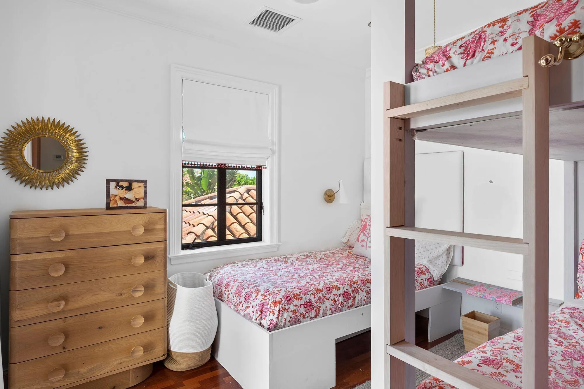 girls bunk