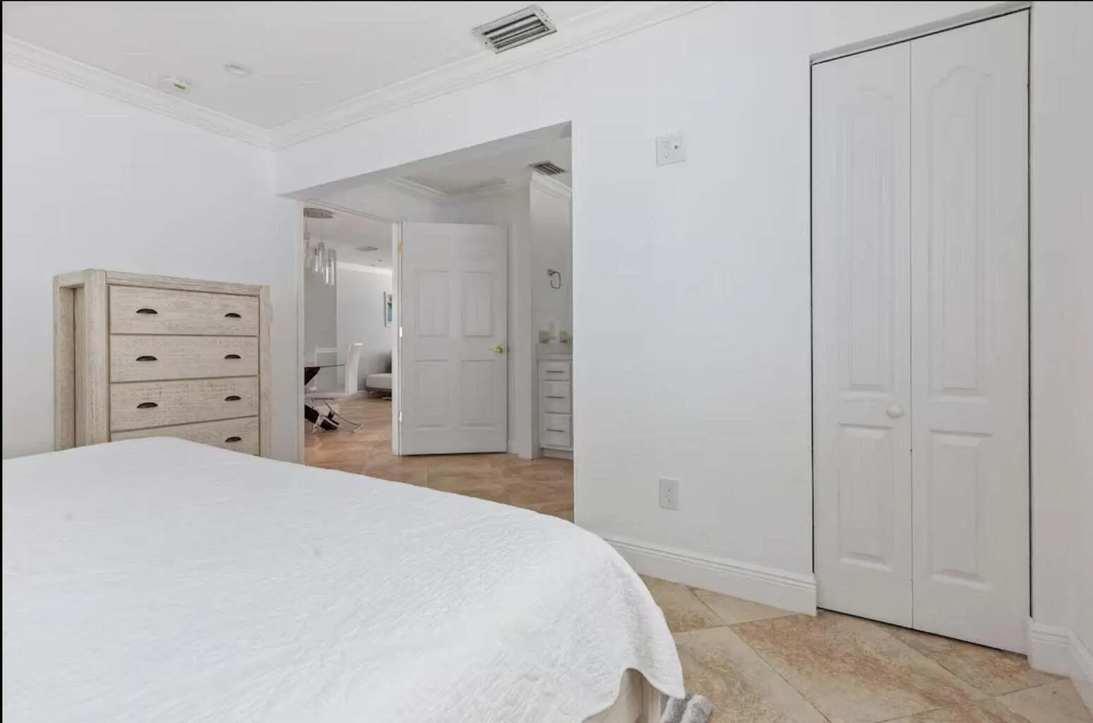 337 Balsam St (Master Bdrm2)