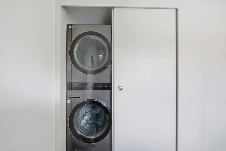 24__dsc3000