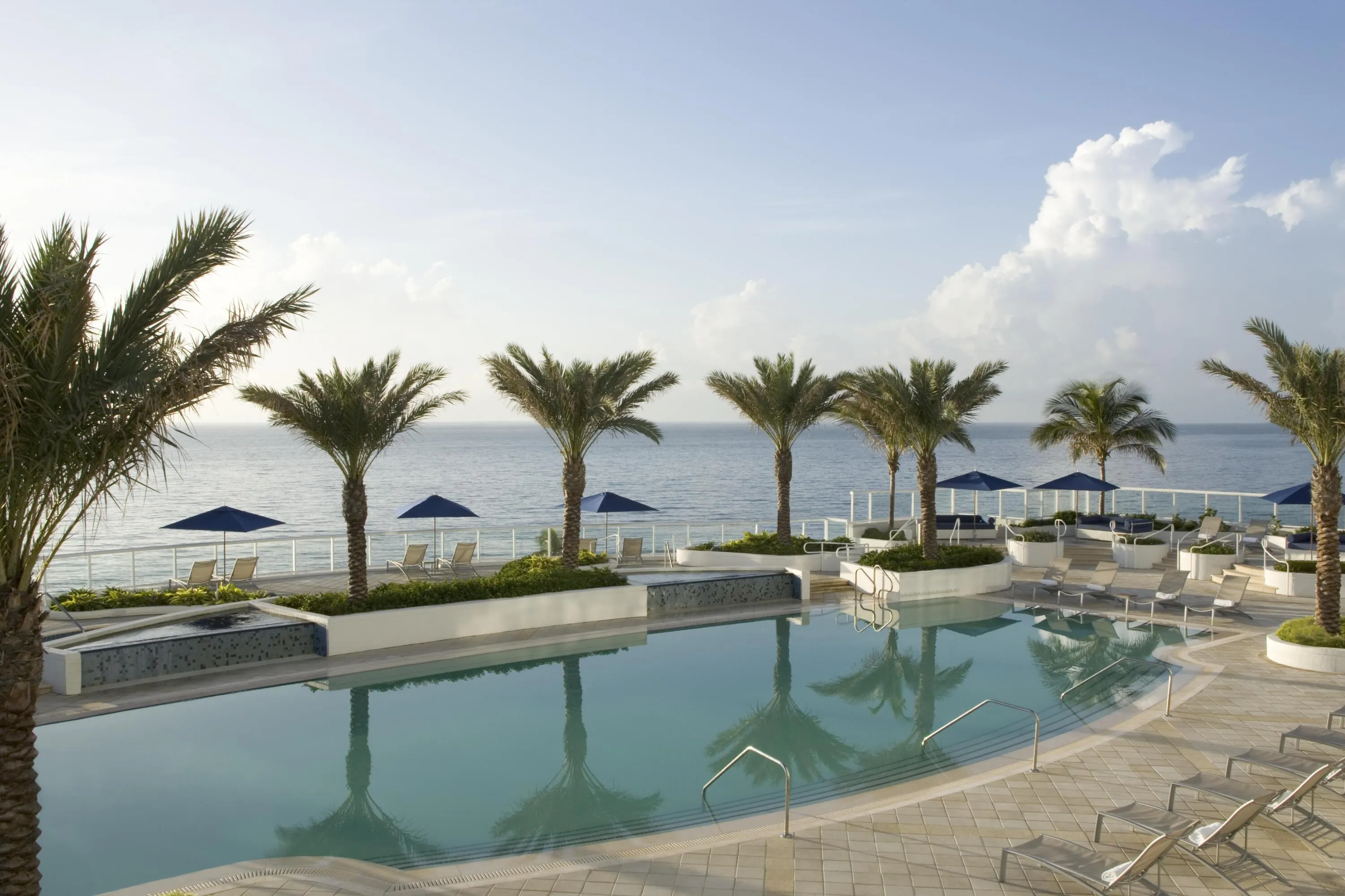 Pool Terrace Daytime (002)