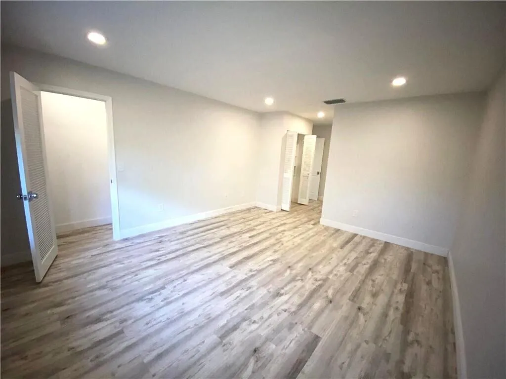 Second bedroom