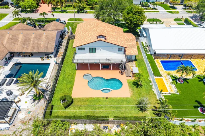 1560 SW 17th Street (60)
