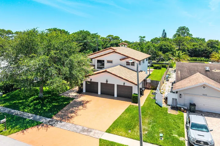 1560 SW 17th Street (54)