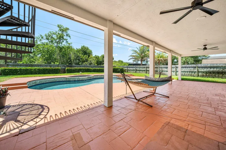 1560 SW 17th Street (51)