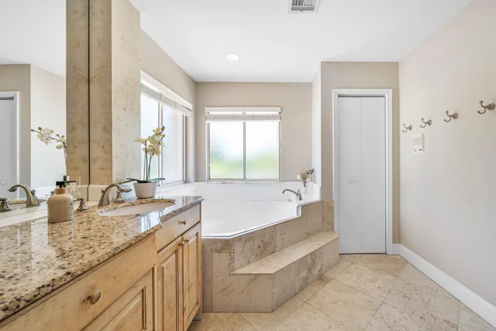 1560 SW 17th Street (42)