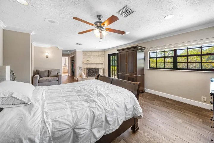 1560 SW 17th Street (37)