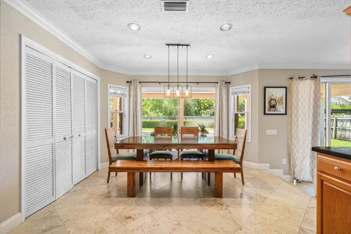 1560 SW 17th Street (13)