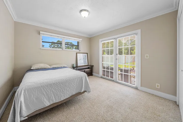 1560 SW 17th Street (23)